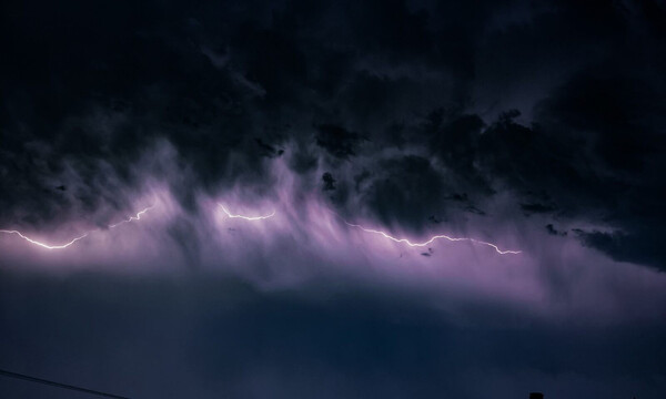 Καιρός - Έκτακτο δελτίο ΕΜΥ: Έρχονται ανεμοστρόβιλοι και ισχυρές καταιγίδες τις επόμενες ώρες (pics)