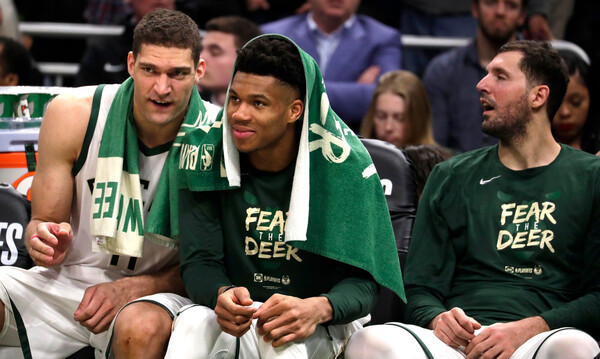 NBA: Αποθέωσε Γιάννη ο Μίροτις! (video)