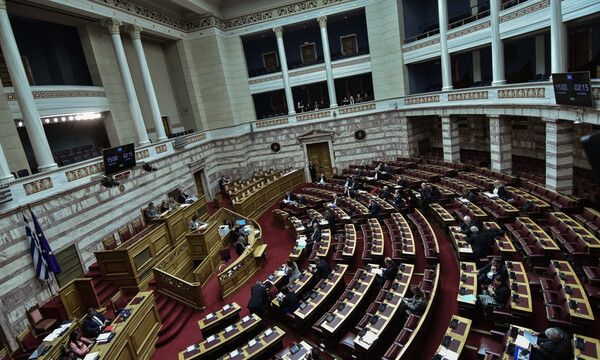 Κυβέρνηση: Αυτές είναι οι ποινές που μπαίνουν στην νομοθετική ρύθμιση