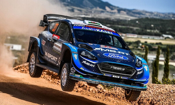 WRC: Έκανε «πάρτι» ο Έβανς στη Σουηδία