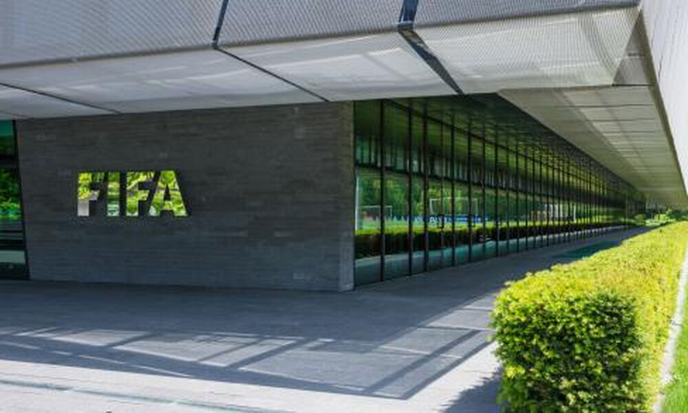 Κορονοϊός: Τι θα γίνει με τα συμβόλαια και τη μεταγραφική περίοδο - Που κατέληξε η FIFA