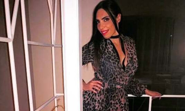 «Καύσωνας» η Μάγκυ Χαραλαμπίδου - Οι φωτογραφίες με μαγιό που «έκαψαν» το Instagram