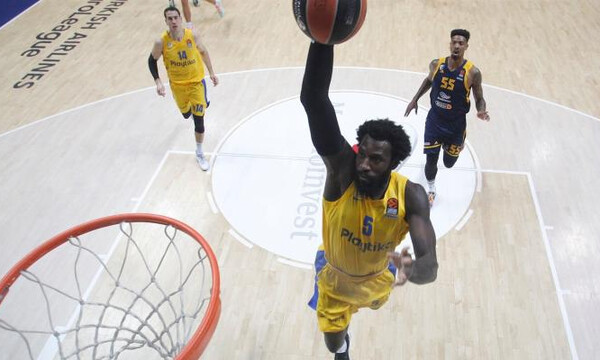 Euroleague: Μυθική τάπα από τον Χάντερ (video)