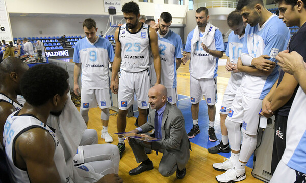 Κολοσσός: Με οκτώ παίκτες στο Λαύριο!