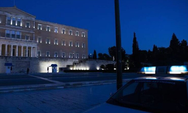 Lockdown: Ανακοινώθηκε η παράταση στην Αττική - Ποιες περιοχές έγιναν «κόκκινες»