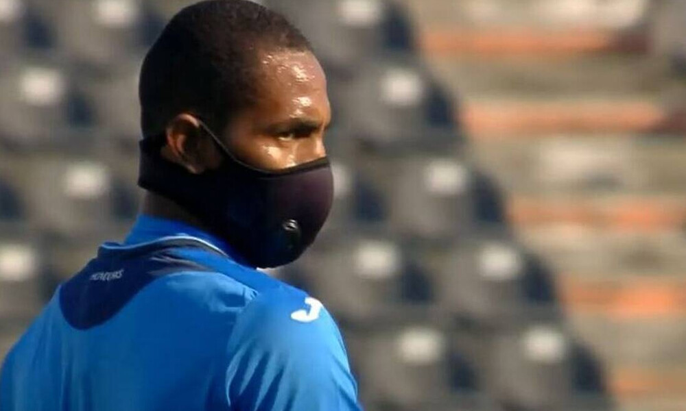 Ελλάδα-Ονδούρα: Με μάσκα παίζει ο Μπένγκτσον - Ο πρώτος ποδοσφαιριστής στον κόσμο (video) - Onsports.gr