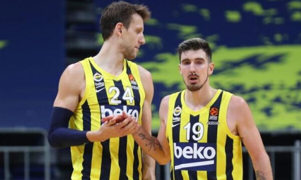 Φενέρμπαχτσε: Με Βέσελι στο τρίτο ματς!