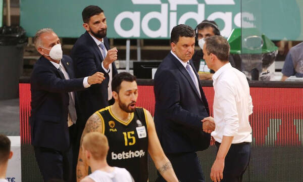 Αγγέλου: «Συγχαρητήρια στον Παναθηναϊκό, πάμε για το επόμενο... δεκάλεπτο»