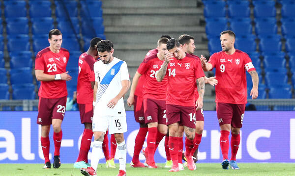 Ελβετία-Ελλάδα: Μαγεία ο Τσούμπερ, ασίστ για το 2-1 (video)