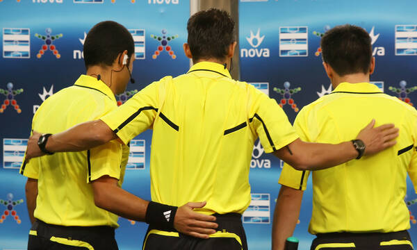 Super League: Οι διαιτητές της πρεμιέρας - Σιδηρόπουλος στη Λεωφόρο, Γκορτσίλας στο Φάληρο