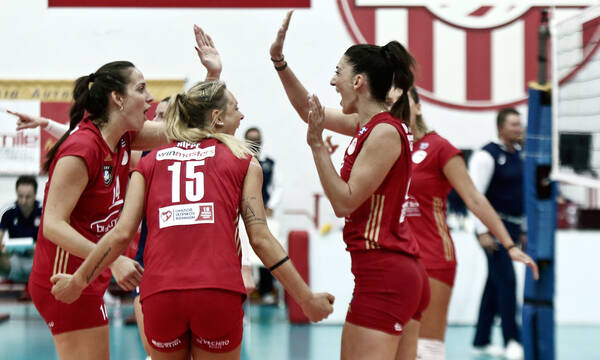 Βόλεϊ γυναικών - Ολυμπιακός: Νίκη με ανατροπή κόντρα στην Αστερίξ (videos+photos)