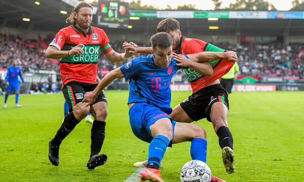 Eredivisie: Γκολάρα ο Δουβίκας στη νίκη 3-0 επί της Ναϊμέγκεν! (video)