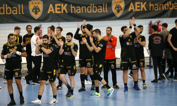 Handball Premier: Νίκησε τον ΑΣΕ Δούκα και «πάτησε» κορυφή η ΑΕΚ (photos)