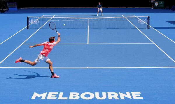 Australian Open: Σε κίνδυνο το τουρνουά μετά την παράταση του «λουκέτου»