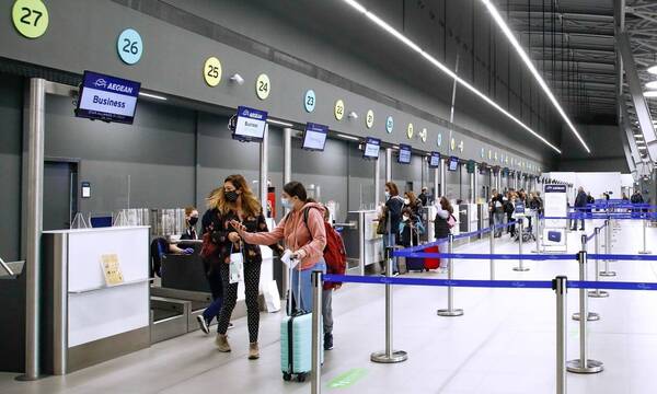 Μόνο με αρνητικό PCR τεστ όσοι έρχονται από το εξωτερικό στην Ελλάδα - Ποιοι εξαιρούνται