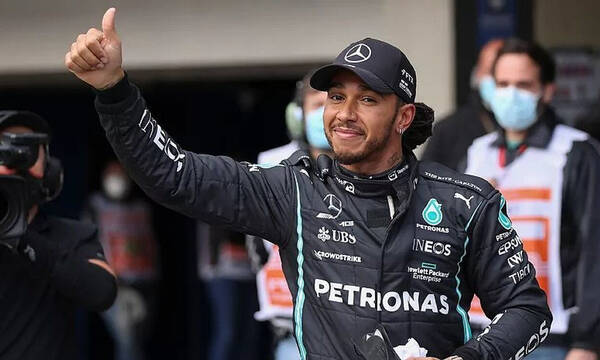 Formula 1: Το... μήνυμα της Mercedes στα social media για τον Χάμιλτον