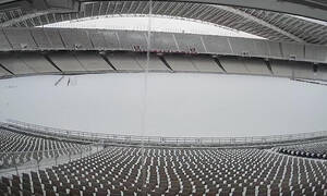 Απίστευτη εικόνα από το ΟΑΚΑ - Έως και 25 πόντους το χιόνι στο γήπεδο