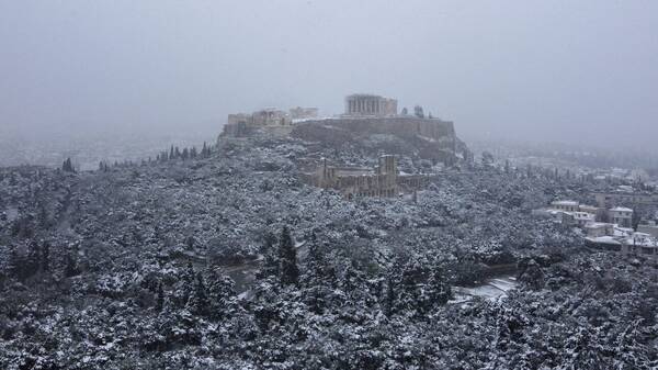 Κακοκαιρία «Ελπίδα»: Από το 2008 είχε να πέσει τόσο χιόνι στην Αθήνα μέσα σε μία ημέρα