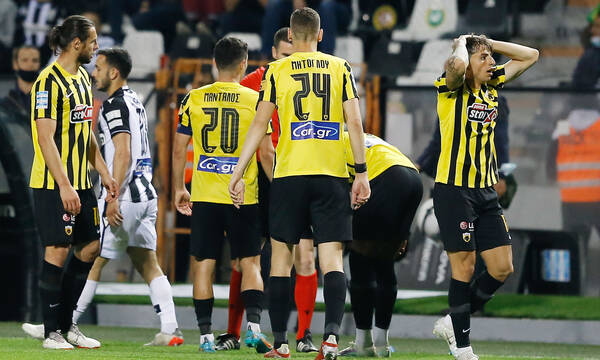 Η άμυνα της δυσκολεύει τη ζωή