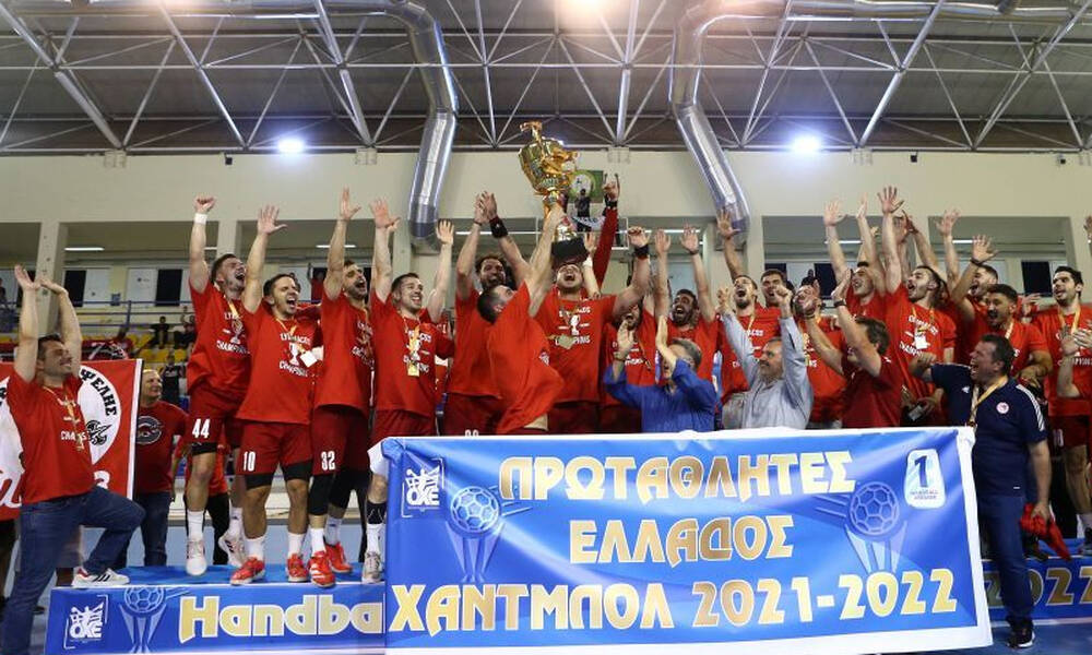 Handball Premier: Η απονομή στον Πρωταθλητή Ολυμπιακό/Όμιλο Ξυνή (video+photos)
