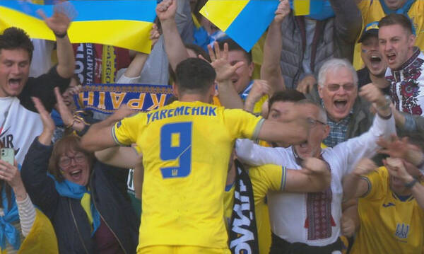 Προκριματικά Μουντιάλ: Ο Γιάρεμτσουκ έκανε το 0-2 και φουλάρει για τελικό η Ουκρανία! (video)