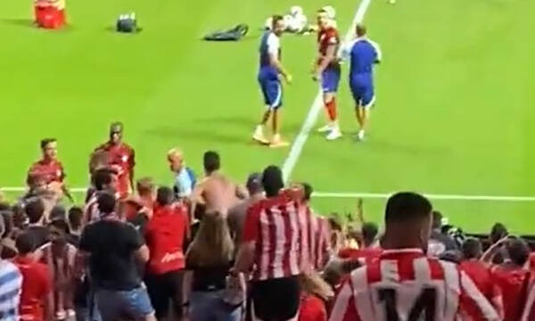 Αυτά ούτε στην Ελλάδα – Ο Ερμόσο έκανε ντου στους οπαδούς της Ατλέτικο! (Video)