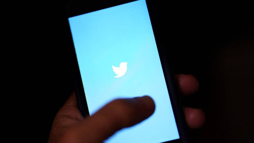 Έρευνα -Twitter: Περιχαρακωμένοι στις πολιτικές προτιμήσεις τους οι χρήστες