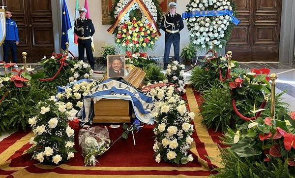Θρήνος και συγκίνηση στη κηδεία του Σίνισα Μιχαΐλοβιτς (videos+photos)