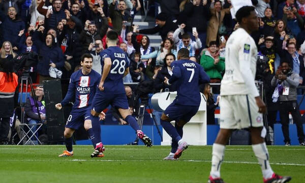 Ligue 1: Με γκολάρα του Μέσι στο 95' η Παρί Σεν Ζερμέν νίκησε 4-3 σε ματς θρίλερ τη Λιλ! (vid)